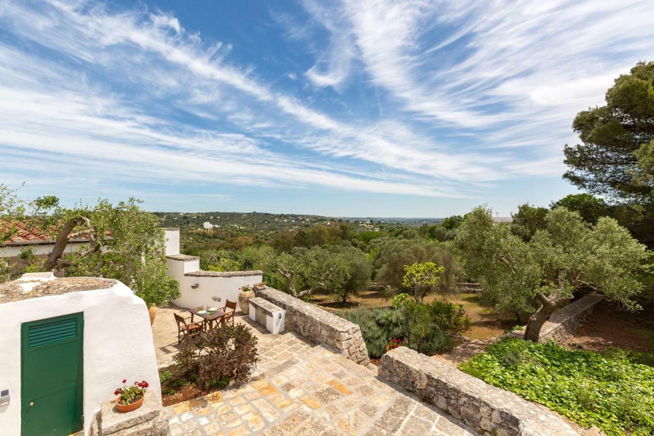Trullo Il Karrubo Villa Ostuni Eksteriør billede