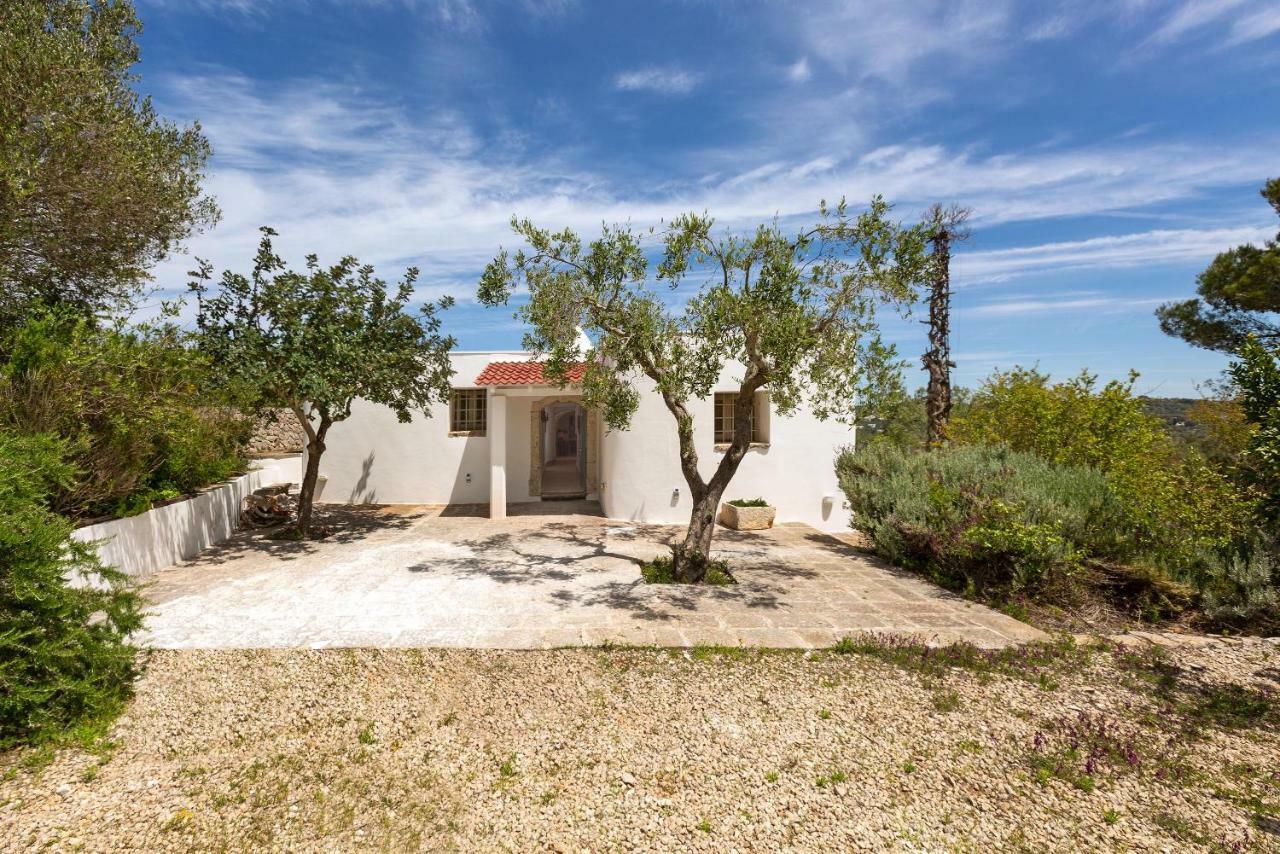 Trullo Il Karrubo Villa Ostuni Eksteriør billede